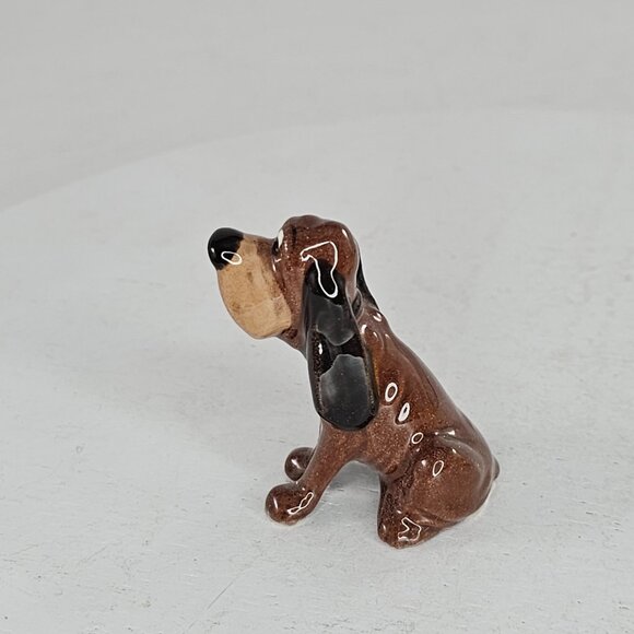 Hagen Renaker DIsney Trusty Lady And The Tramp Bloodhound Figurine *Repaired - Picture 7 of 9